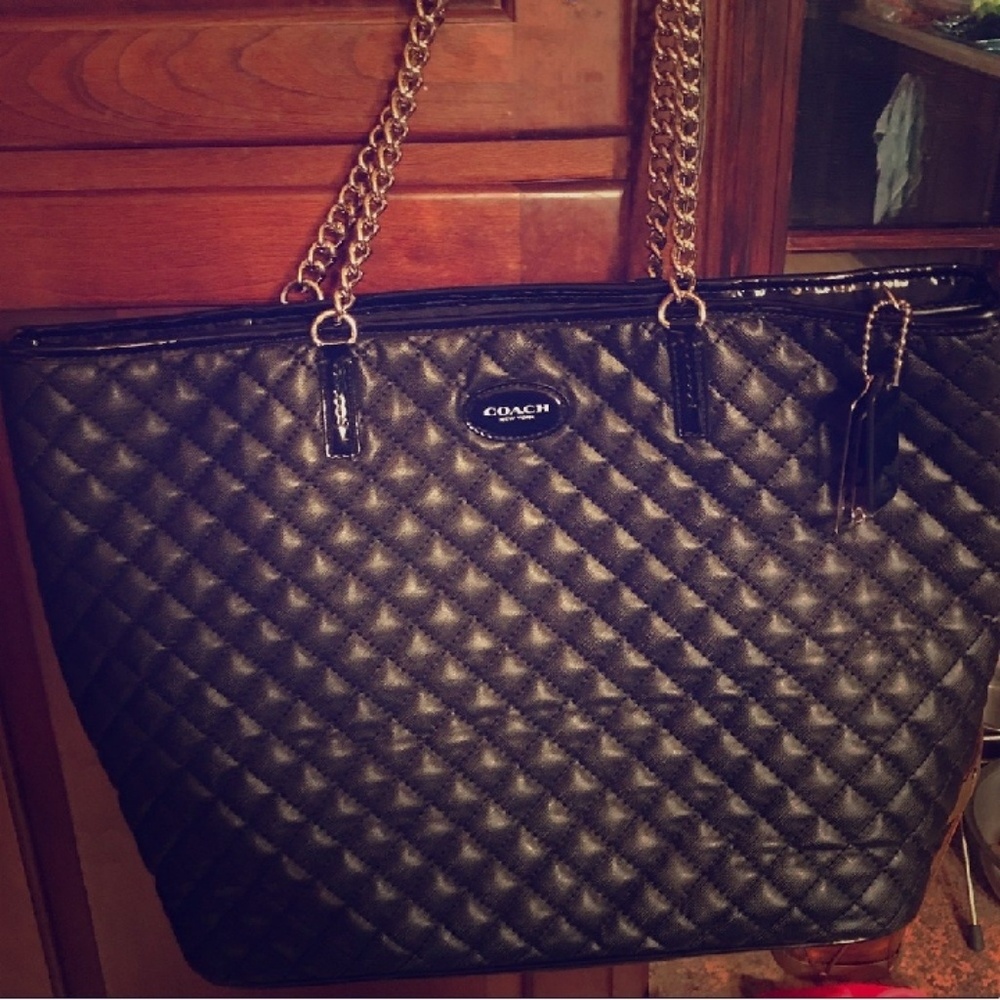 Aunthentic coach quilted tote